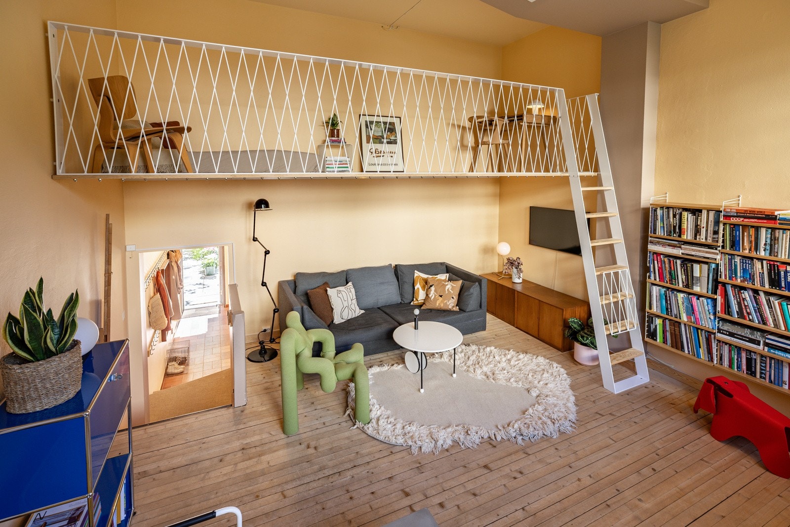 Leiligheten ble er svært gjennomført oppusset - her kan du flytte rett inn! Galleribilde