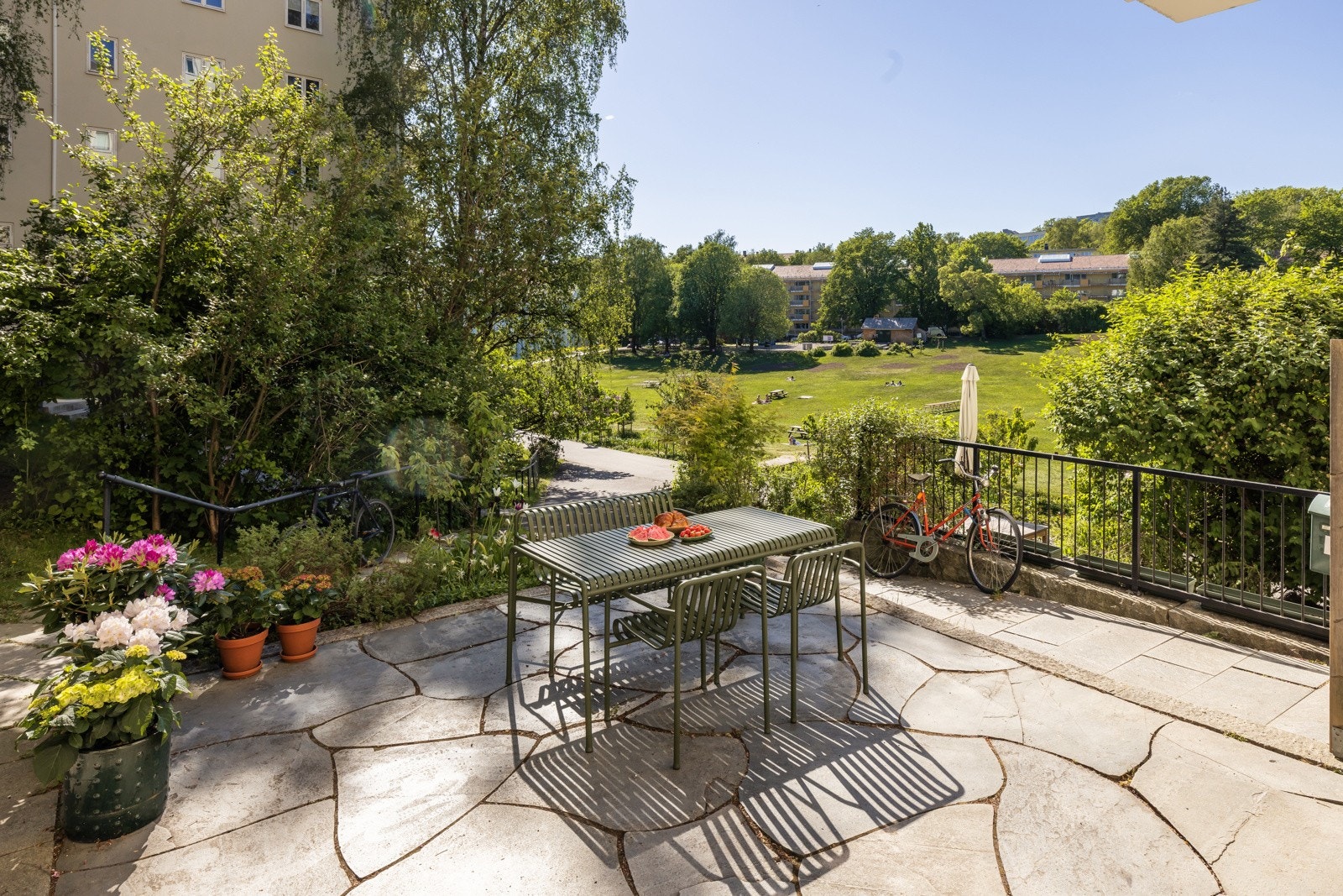 Her bor du fint og rolig til med idylliske Ilaparken som nærmeste nabo! Galleribilde