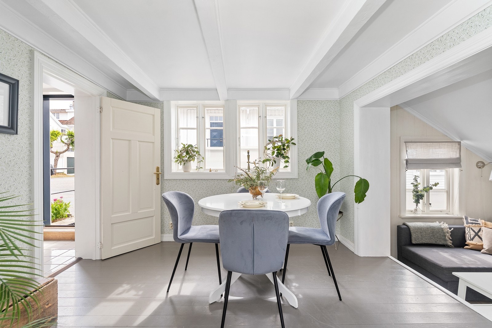 De klassiske og autentiske detaljene skaper en fin atmosfære Galleribilde