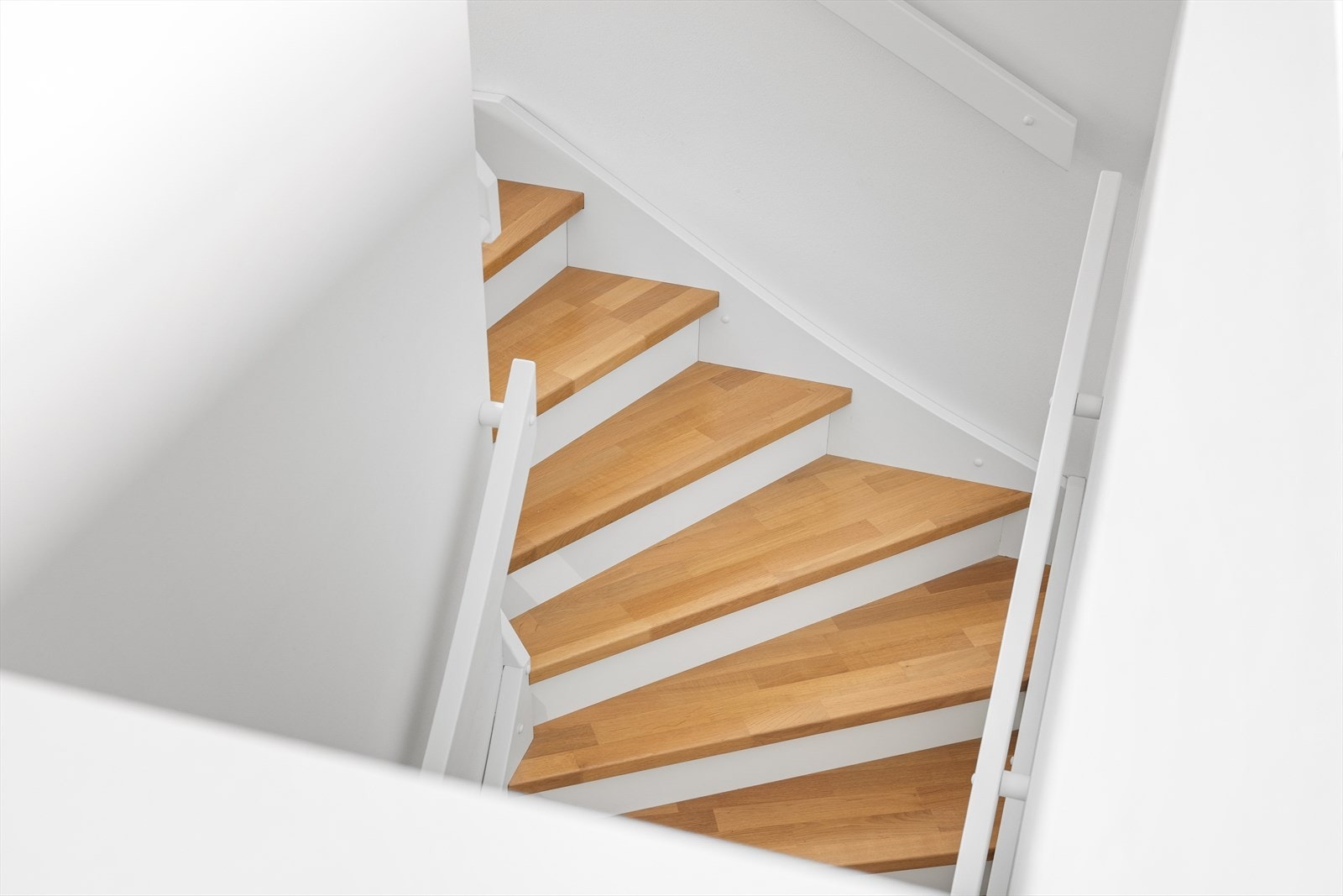 - Velholdt rekkehus med fine kvaliteter - Galleribilde