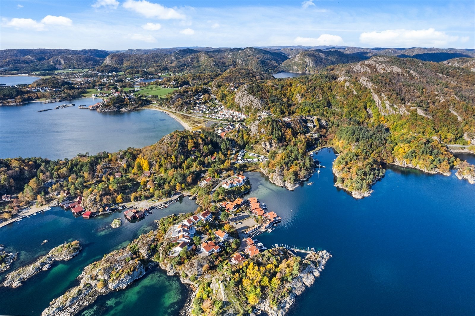 Området er preget av vakker sørlandsk natur. Galleribilde
