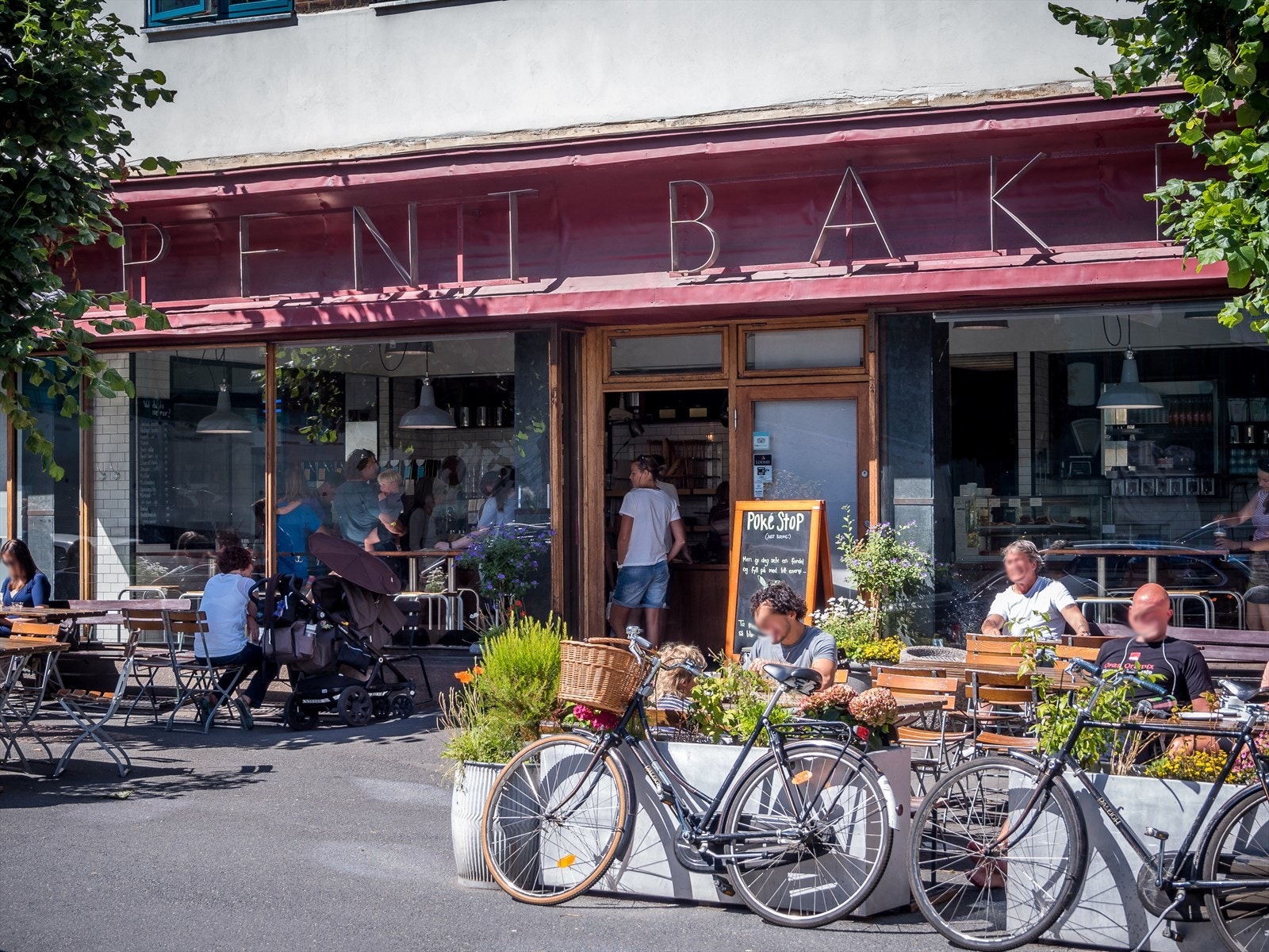 Sentrumsnær, men tilbaketrukket beliggenhet med en av Oslos koseligste kafeer, Åpent Bakeri, i gangavstand Galleribilde