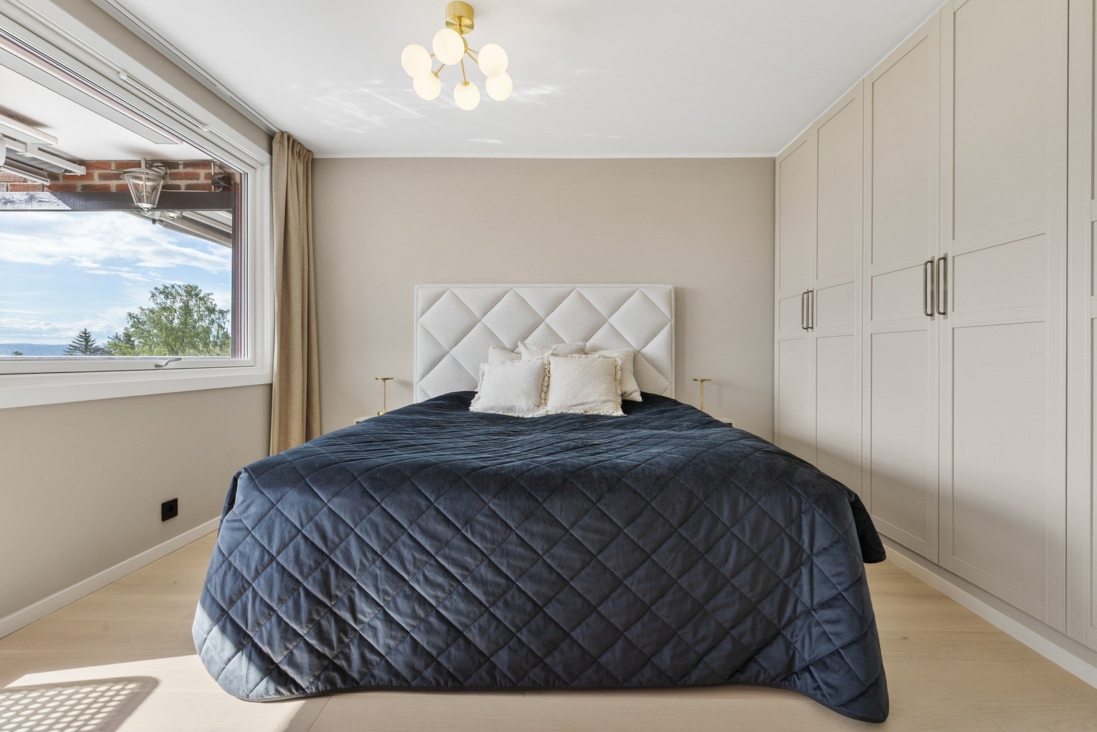 Hovedsoverommet. Galleribilde