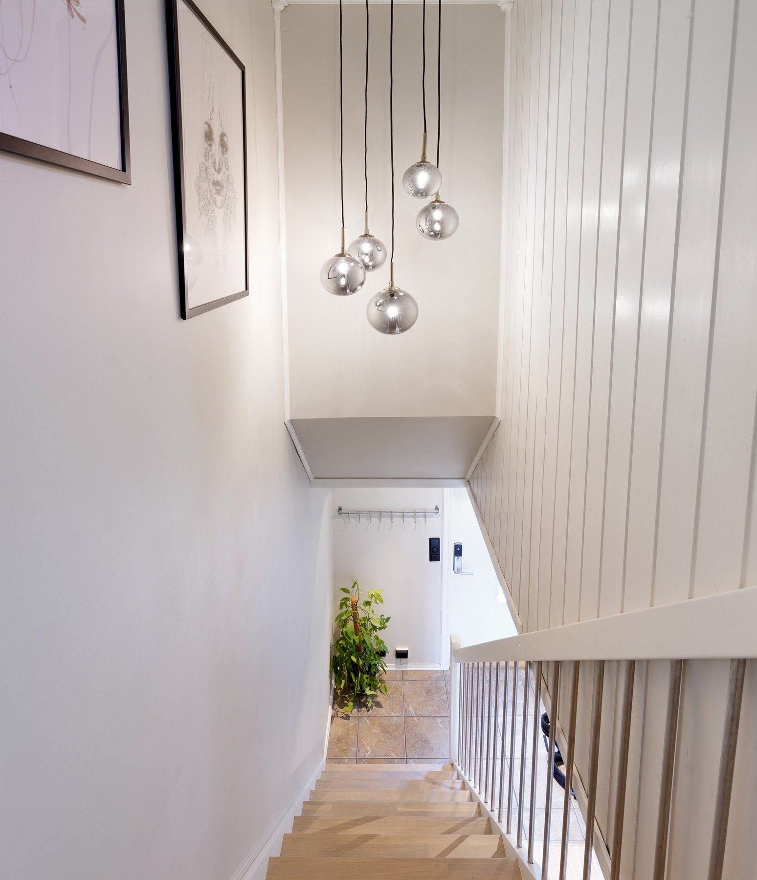 Trapp ned fra 2.etasje Galleribilde