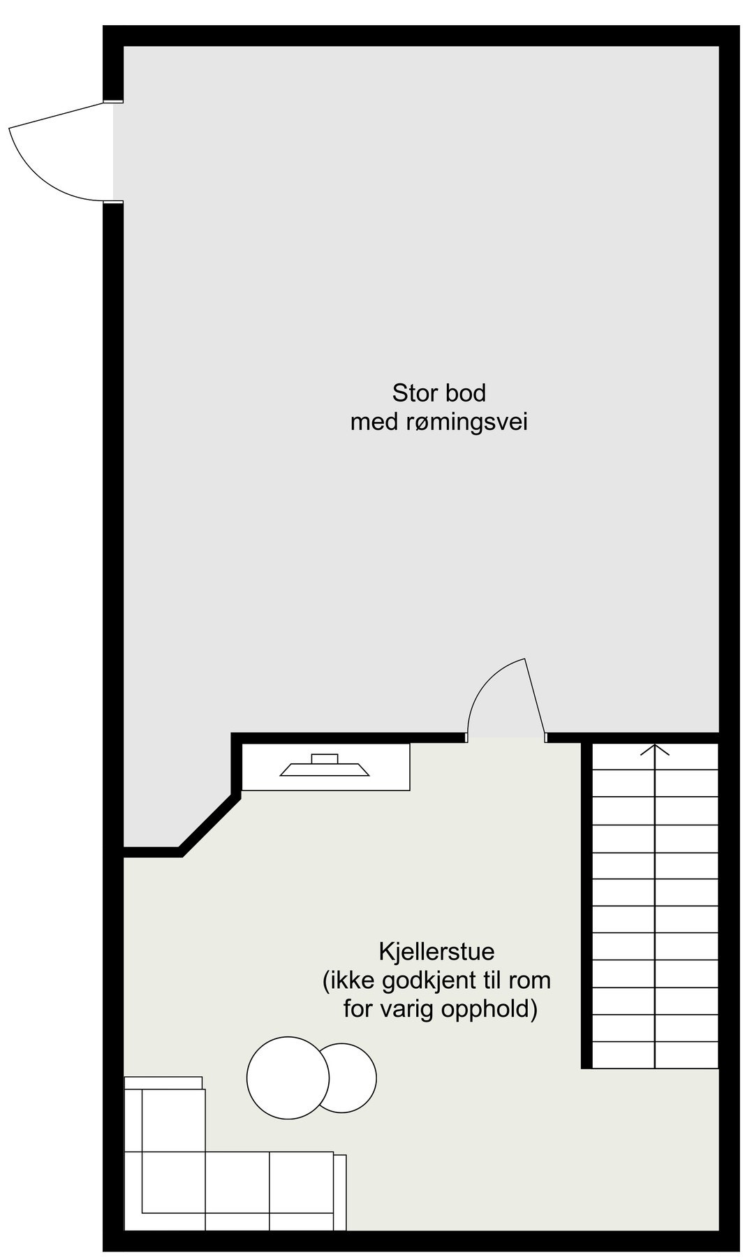 Plantegning kjeller. Hele kjelleren benyttes kun av dette rekkehuset, mot at nabo kan få tilgang til sitt sikringsskap i boden etter avtale. Galleribilde