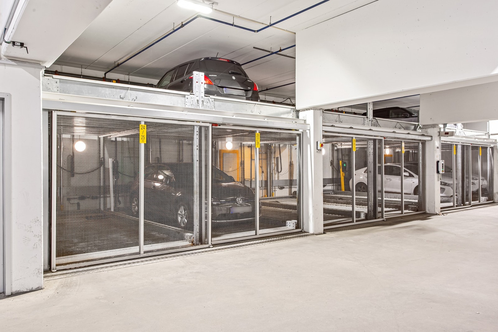 Det medfølger garasjeplass med el-lader i felles garasjegarasje. Galleribilde