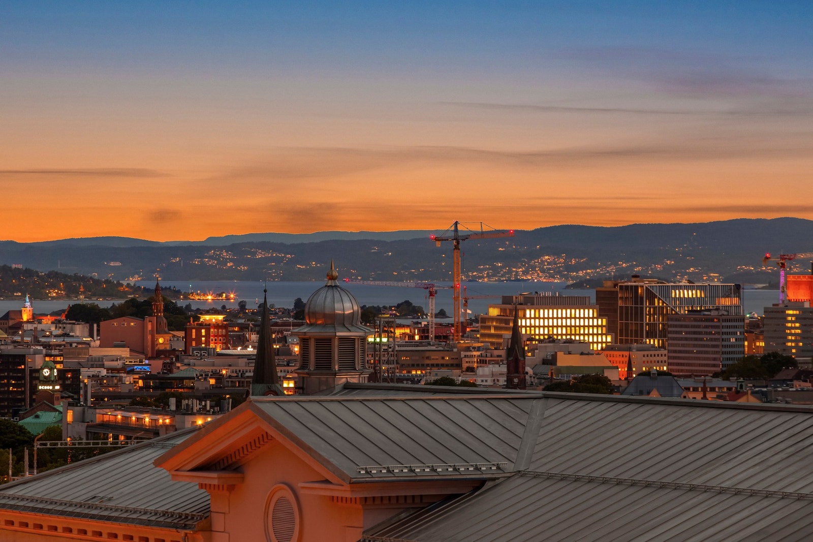 Husordensreglene har info om ordensregler for takterrassen. Husordensreglene er vedlagt i salgsoppgaven. Galleribilde