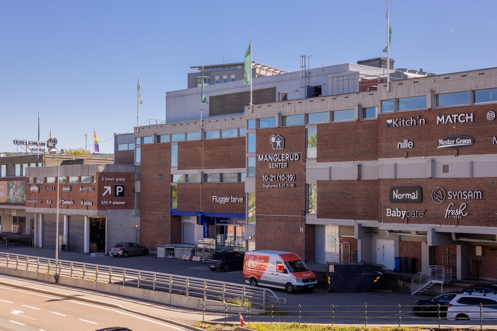 Kort vei til Manglerud senter med sine 60 butikker! Galleribilde