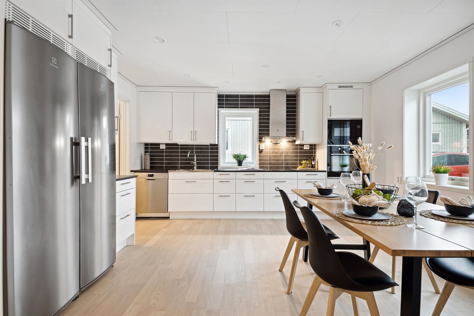 Kjøkkenet, med tilknytning til stuen er av god størrelse. Galleribilde