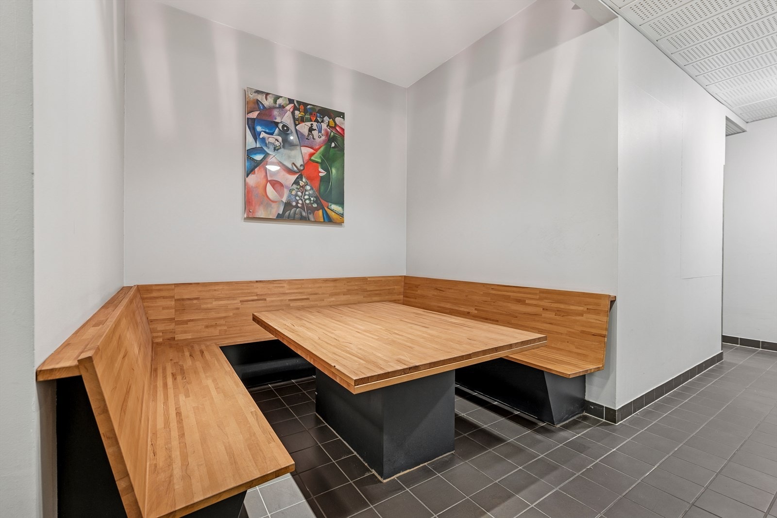 Fellesareal som kan benyttes av beboere i borettslaget. Galleribilde