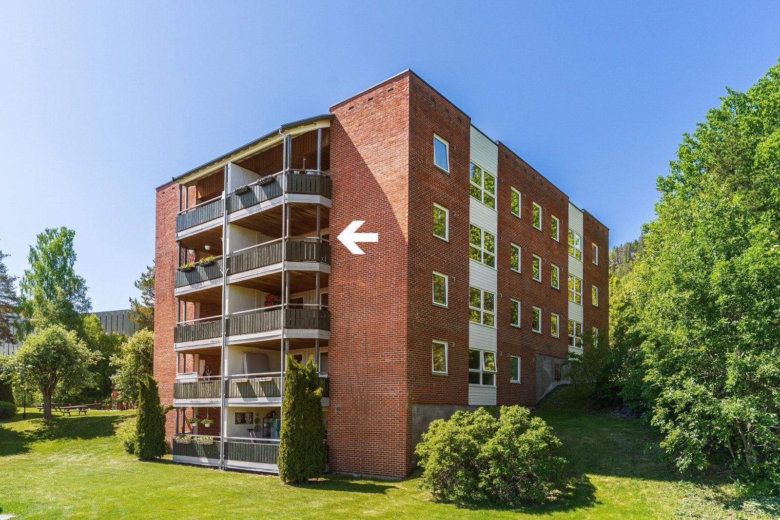 Velkommen til Kvartsgangen 5 presentet av Frida Harbu Hoen v/PrivatMegleren Park. Galleribilde