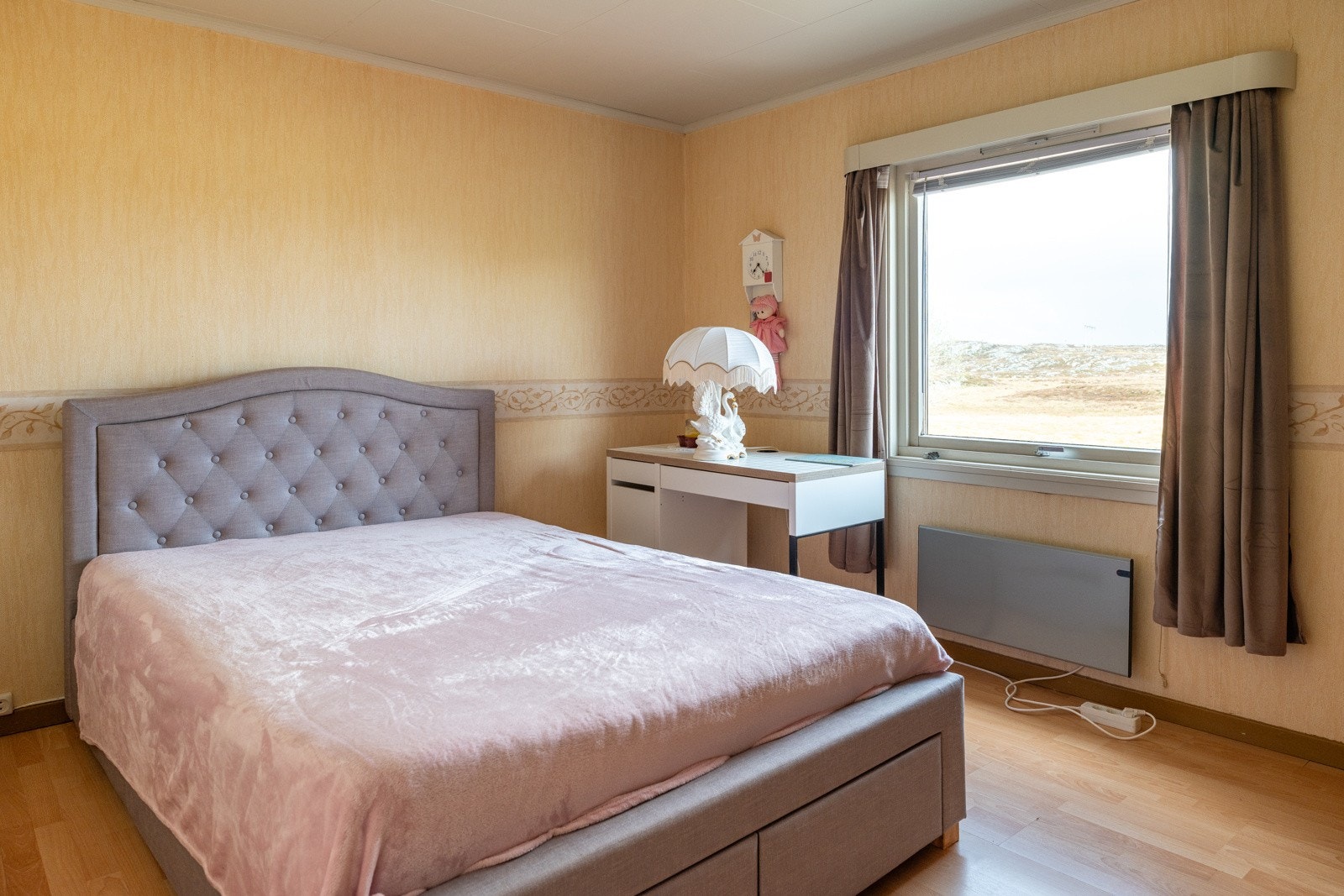 2. etasje inneholder gang/trapperom, 4 romslige soverom Galleribilde