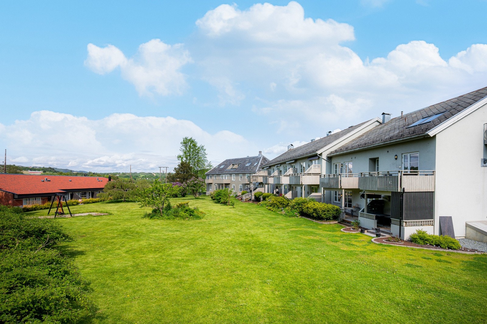 Sameie byr på flotte fellesområder og det er flere turløyper i nærheten Galleribilde