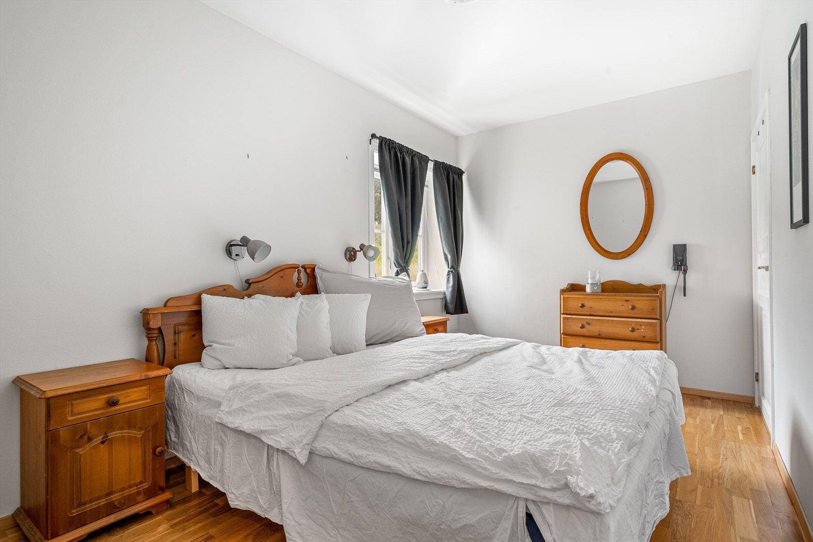 Leiligheten byr på 3 gode og praktiske soverom Galleribilde