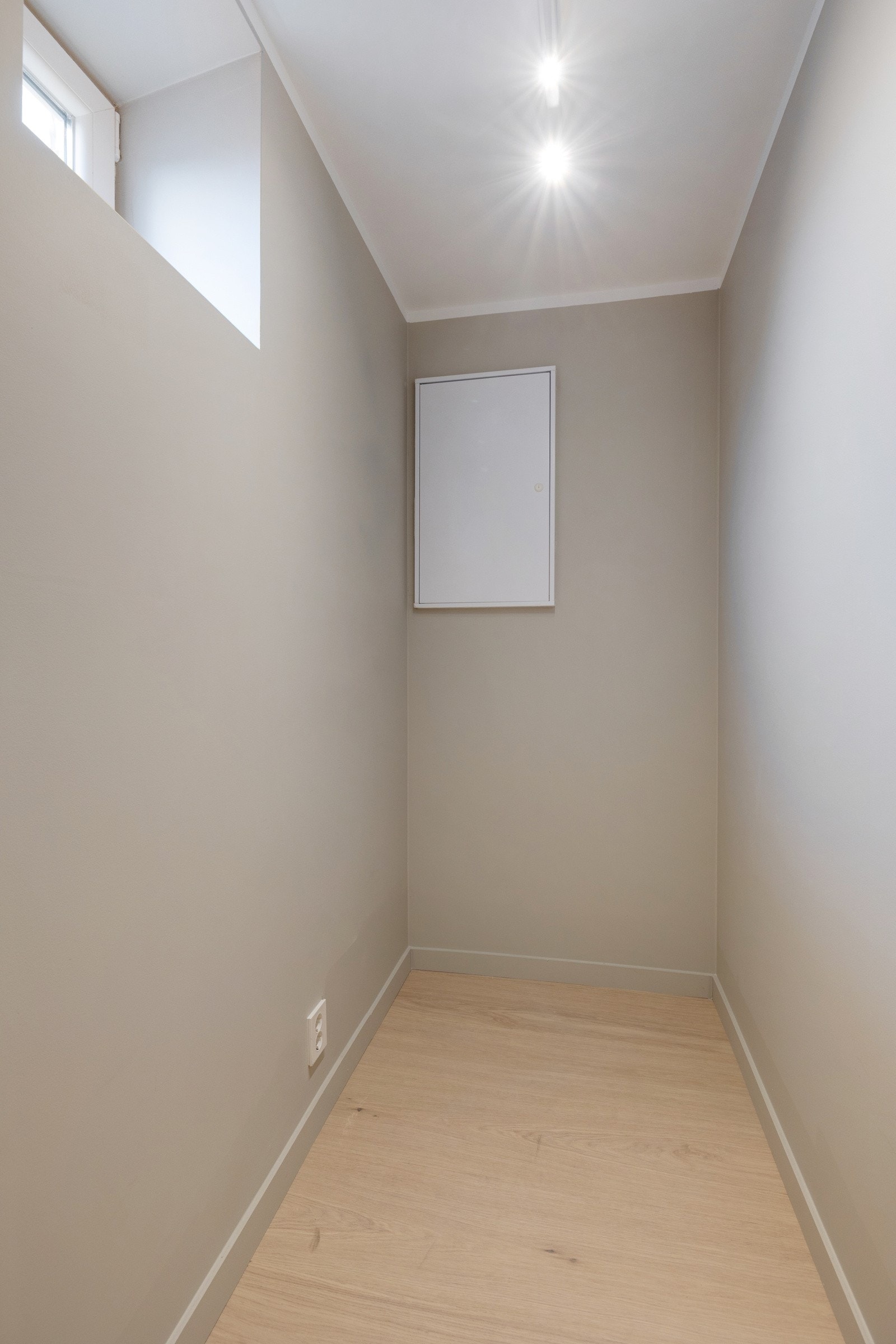 Tilhørende bod i kjelleren. Galleribilde