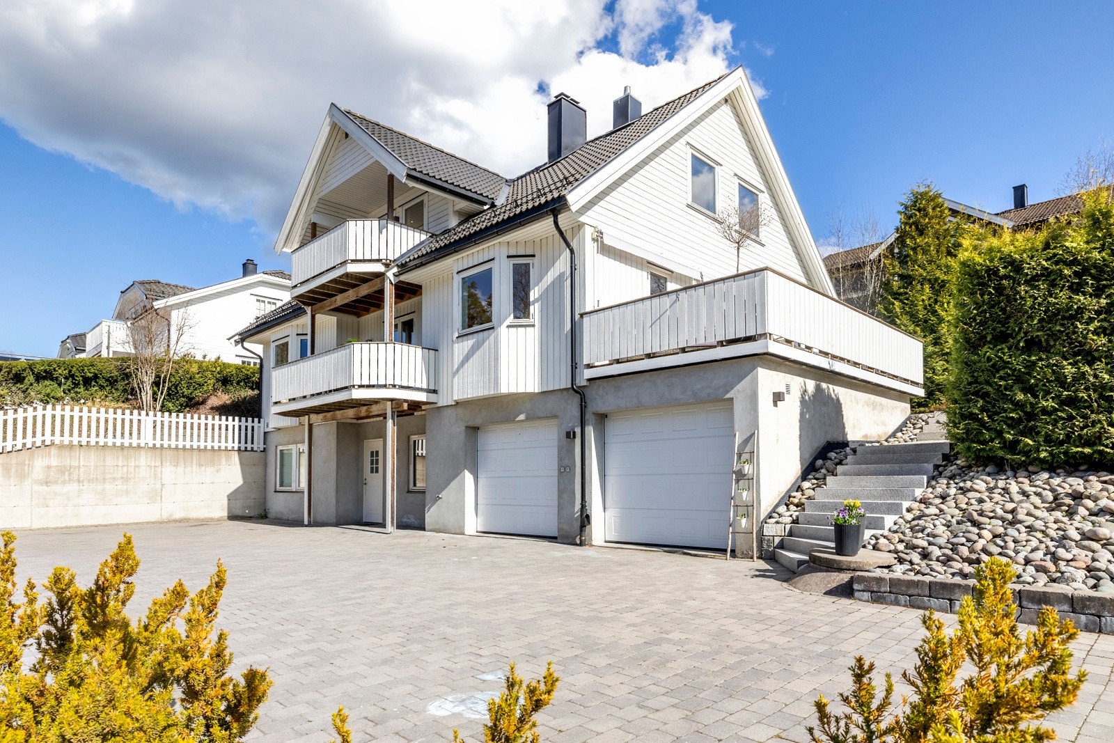 Boligen ligger i et attraktivt og barnevennlig boligområde på Oppegård. Galleribilde
