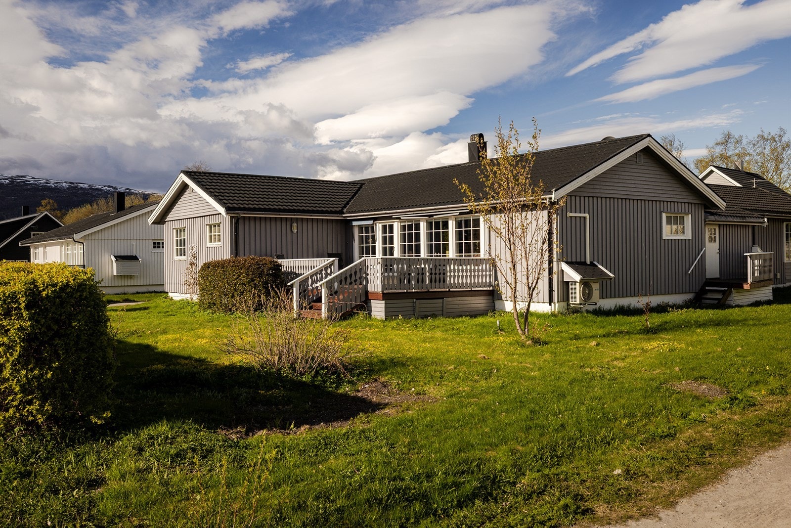 Nytt taktekke med decra stålpanner i 2005 Galleribilde