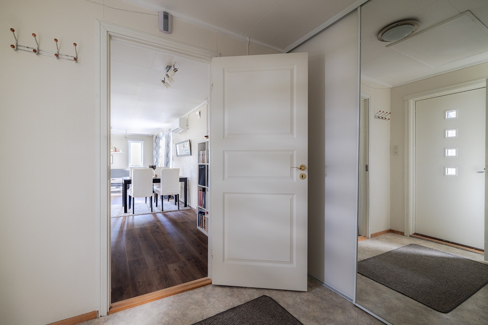 Inngangsparti Galleribilde