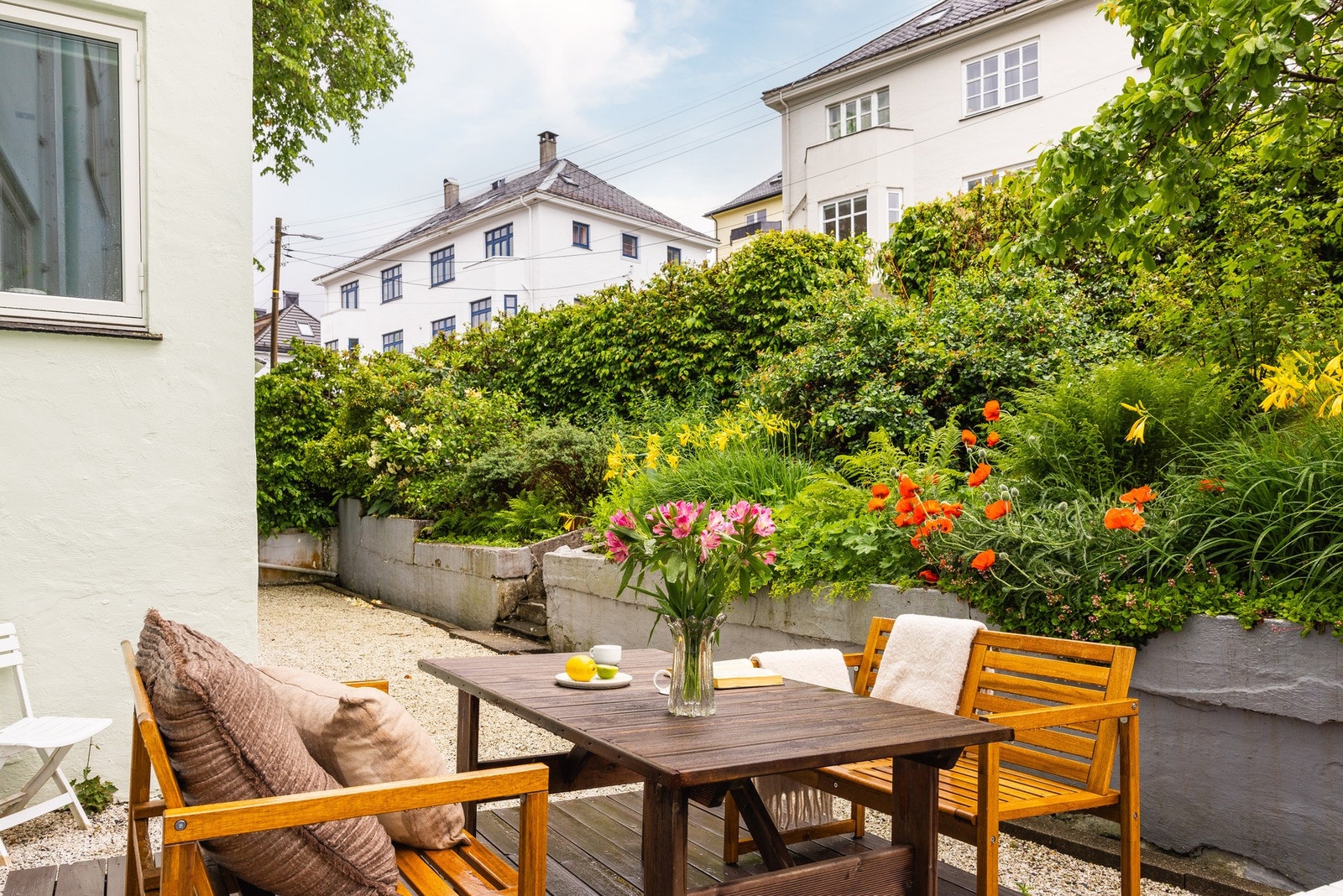 Koselig felles bakgård. Galleribilde