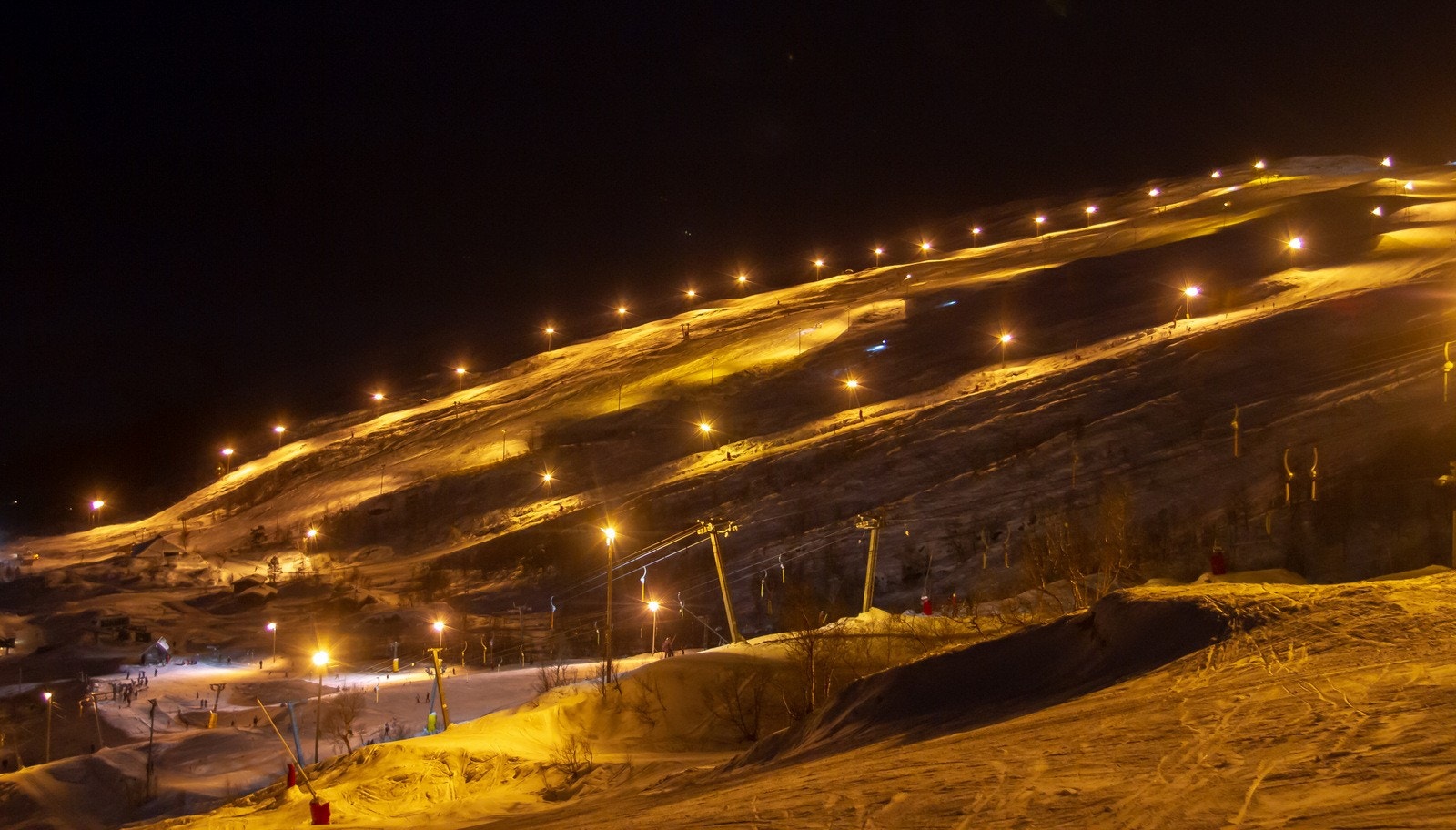 Morgen eller kveld, Eikedalen skisenter byr på flotte og preparerte løyper gjennom hele sesongen Galleribilde