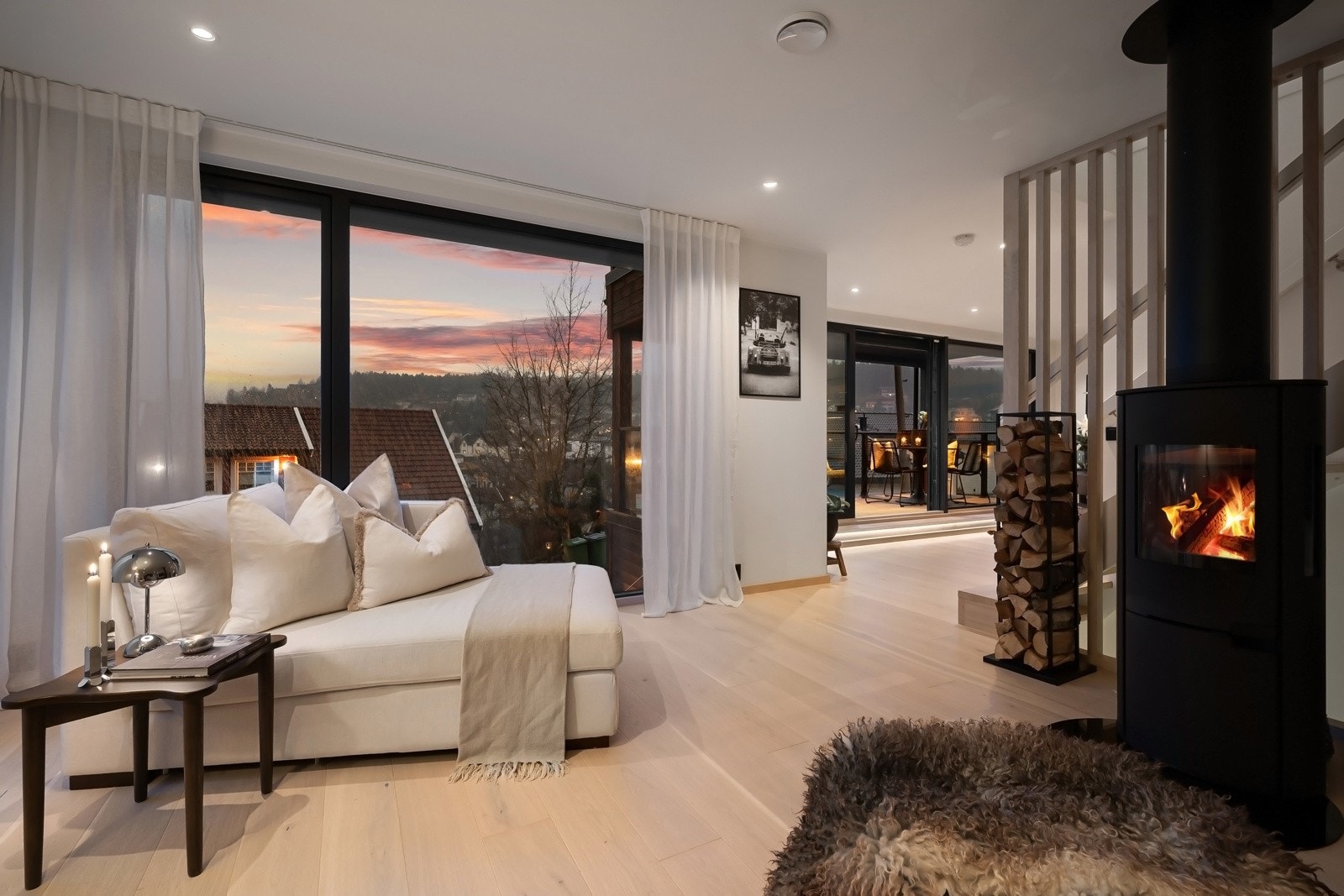 Hamarkollen 18 er en eksklusiv og gjennomført enebolig fra 2024. Galleribilde