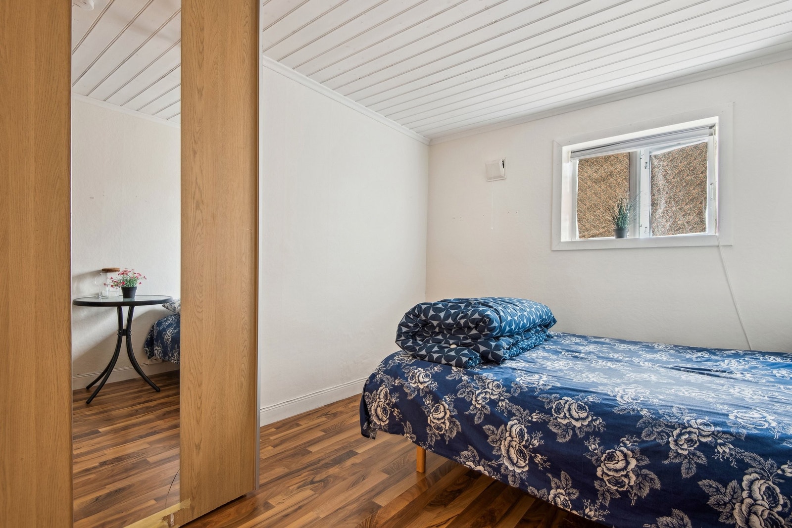 Kjeller nord soverom Galleribilde