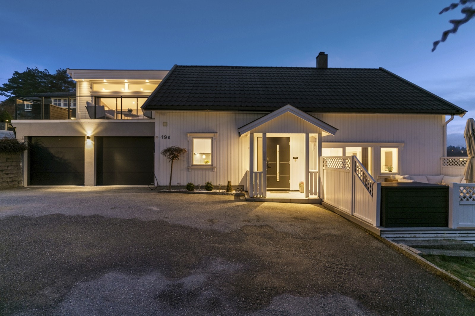 Betydelig påkostet enebolig med sentral beliggenhet på Kurland - med nærhet sentrum, Sarpsborgmarka, skoler og barnehager Galleribilde