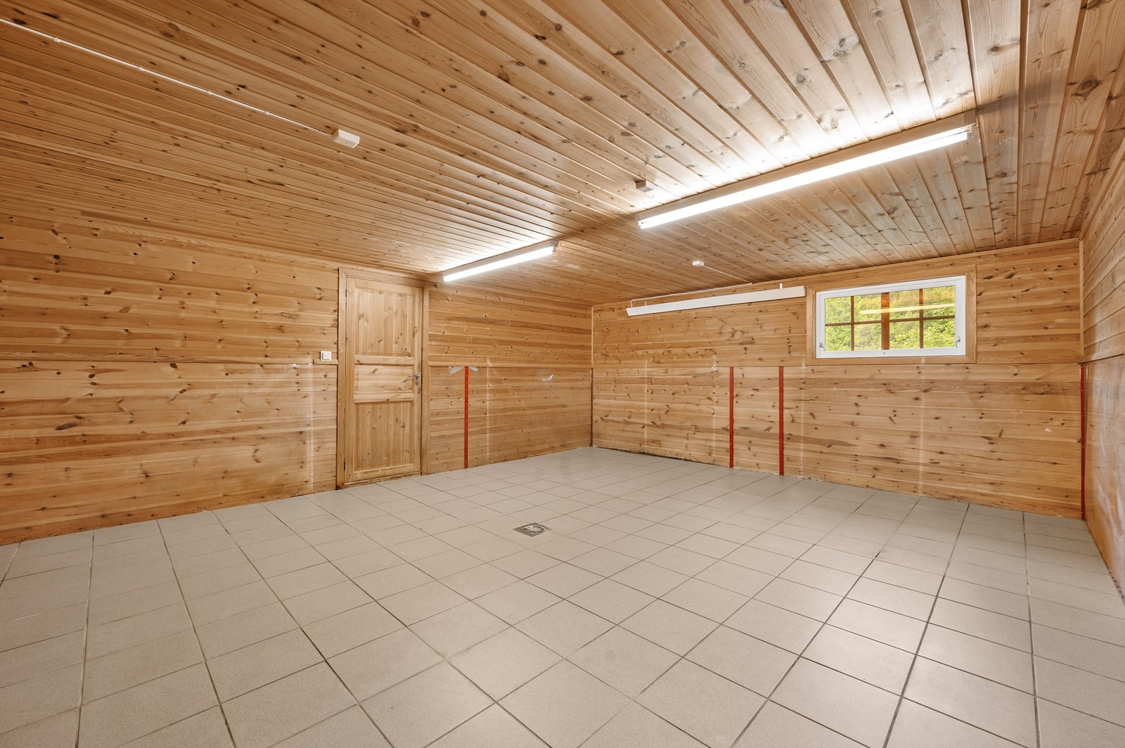 Rom i uthus Galleribilde