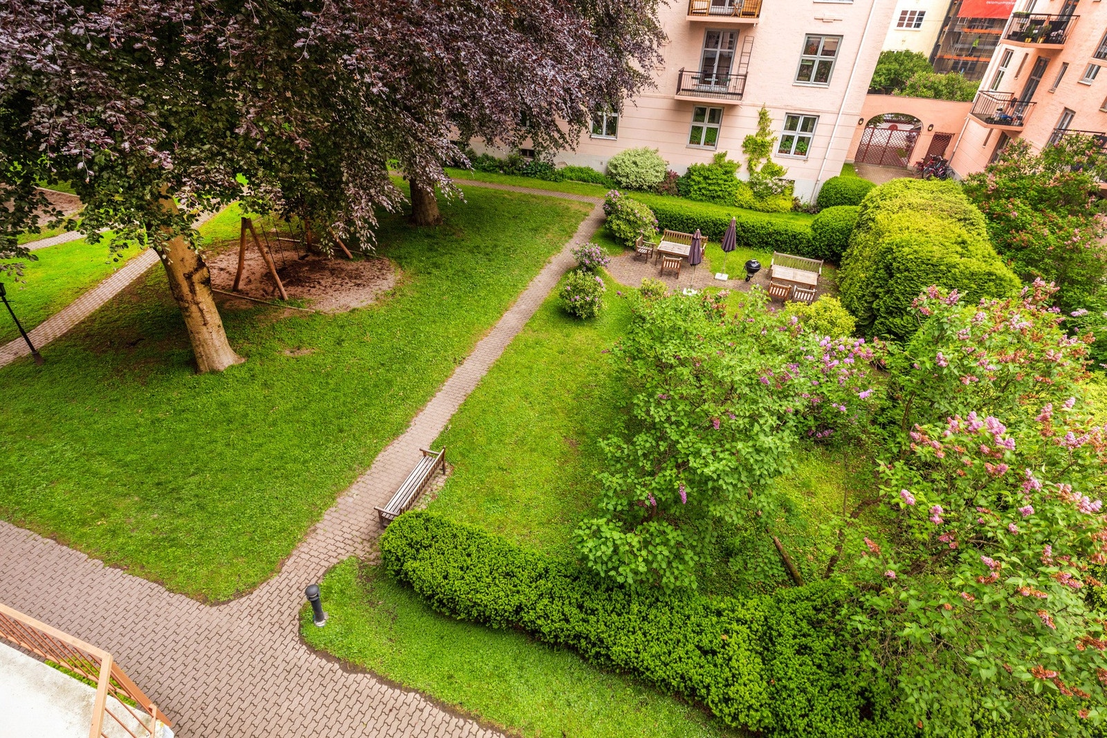 Nydelig, grønt atrium. Galleribilde