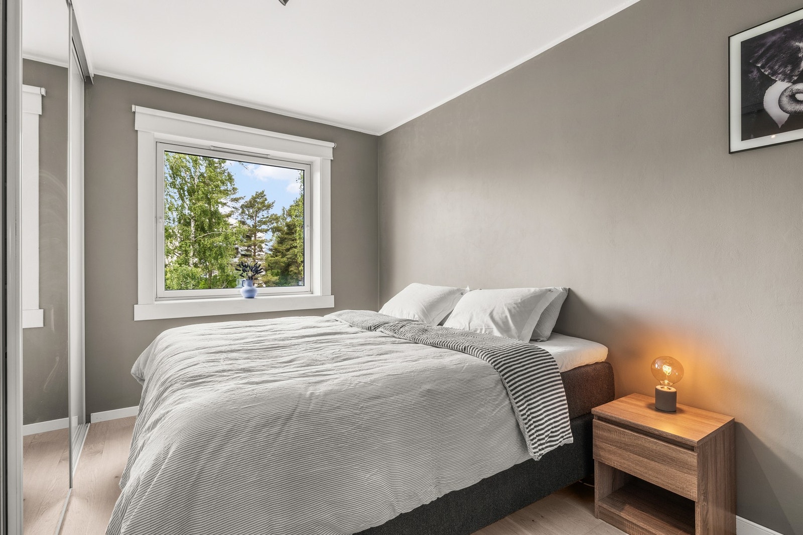 Meget romslig soverom. Galleribilde