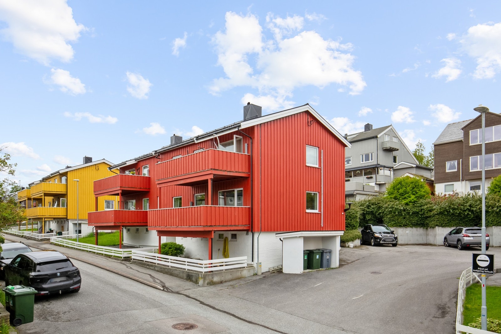 EiendomsMegler1 v/Karen Heggset Monge har gleden av å presentere Teistholmveien 53 Galleribilde