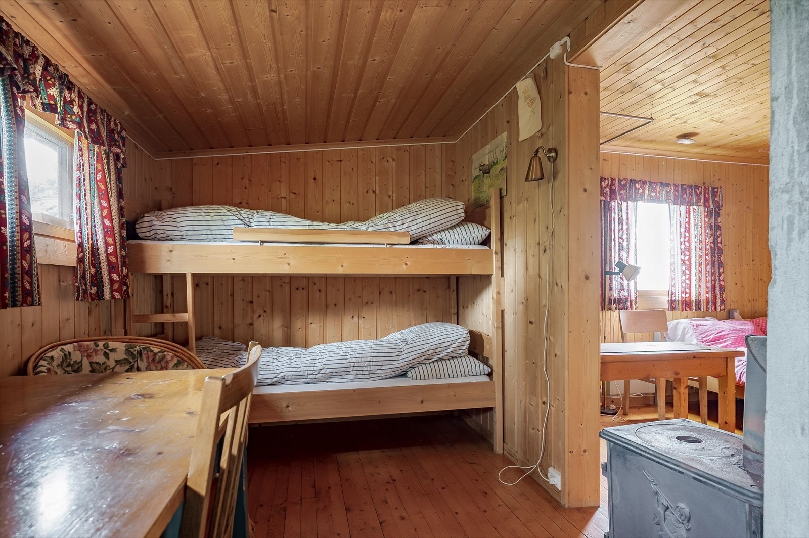 Denne delen består av soverom/stue og bod Galleribilde