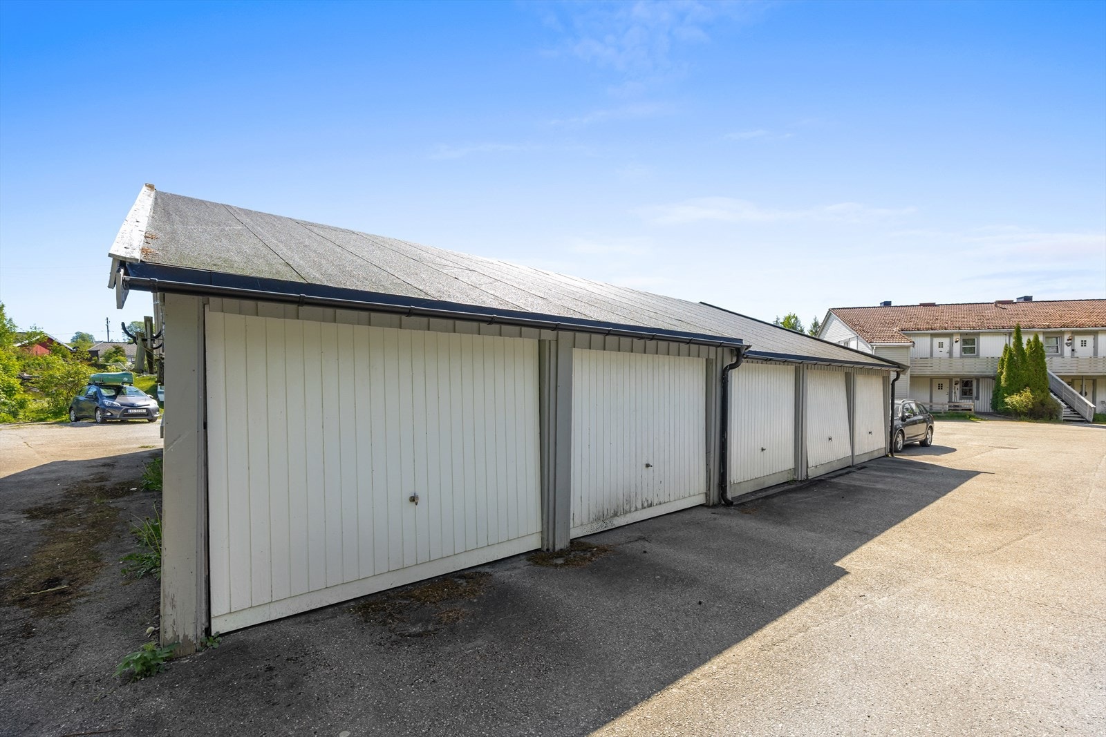 Enkel garasjeplass i felles anlegg. Galleribilde