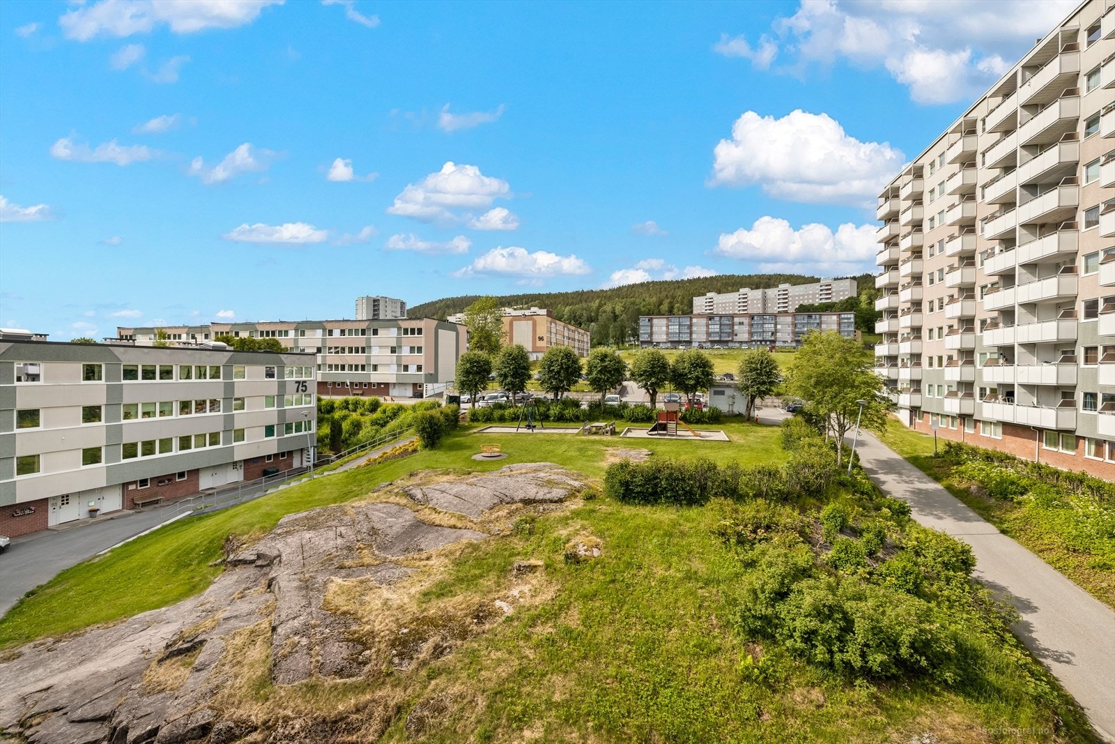 Fine grøntområder i fellesarealene. Galleribilde