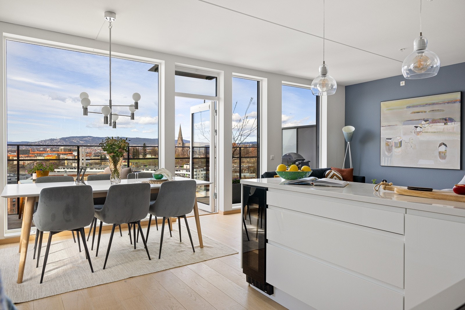 Slitesterk benkeplate på kjøkkenet i kvarts Galleribilde