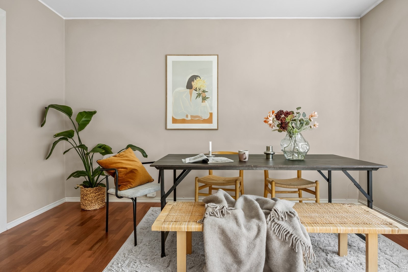 Godt med rom til stort spisebord der du kan samle venner og familie. Galleribilde