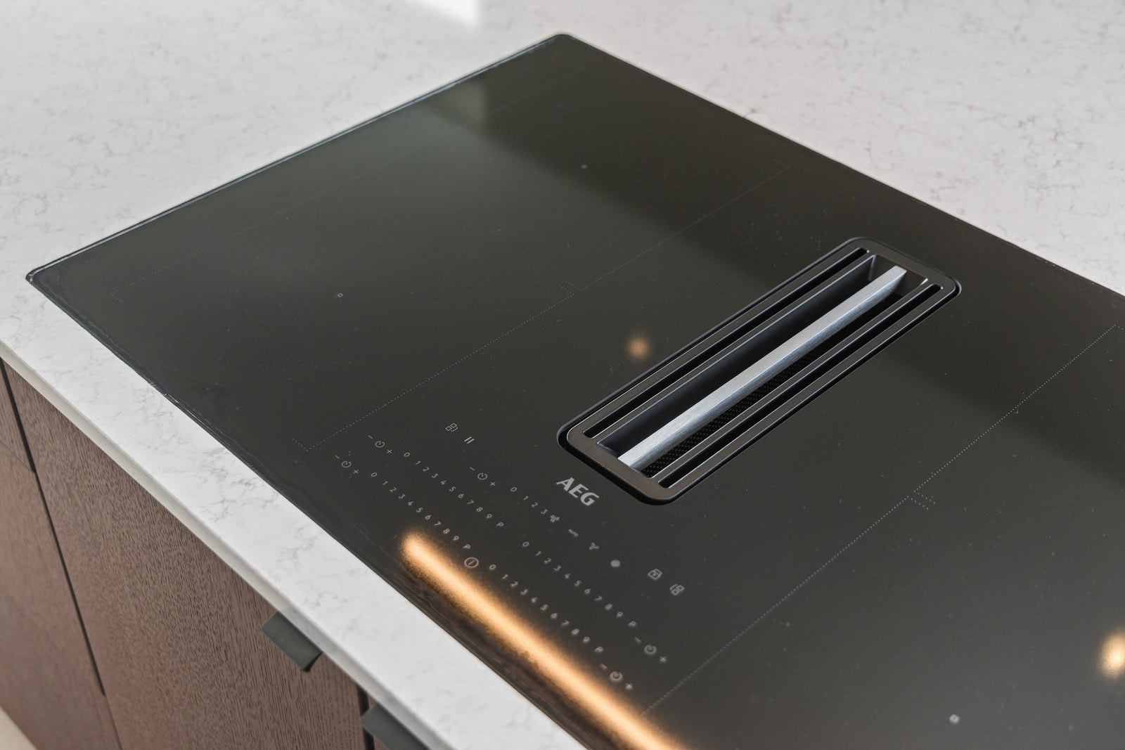 Platetopp med integrert vifte Galleribilde