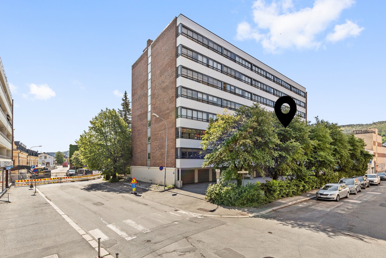 Flott internbeliggenhet i 2. etasje med lite innsyn Galleribilde