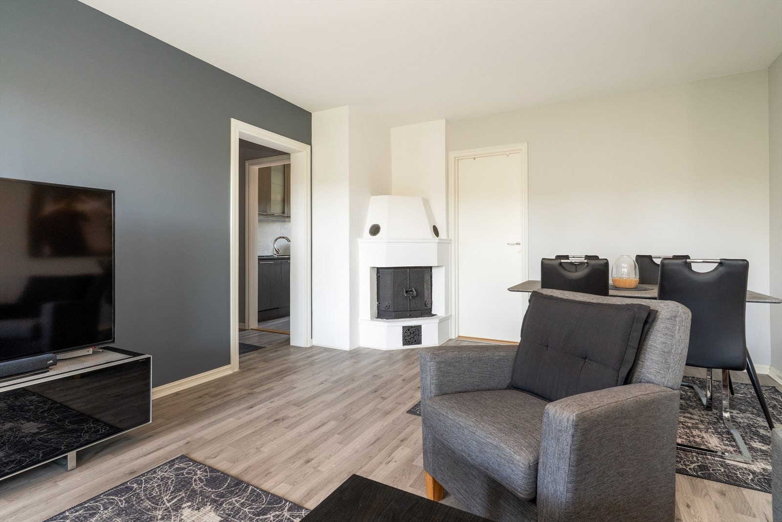 Grenland Boligbyggelag opplyser at tv og internett er inkludert i fellesutgiftene. Galleribilde