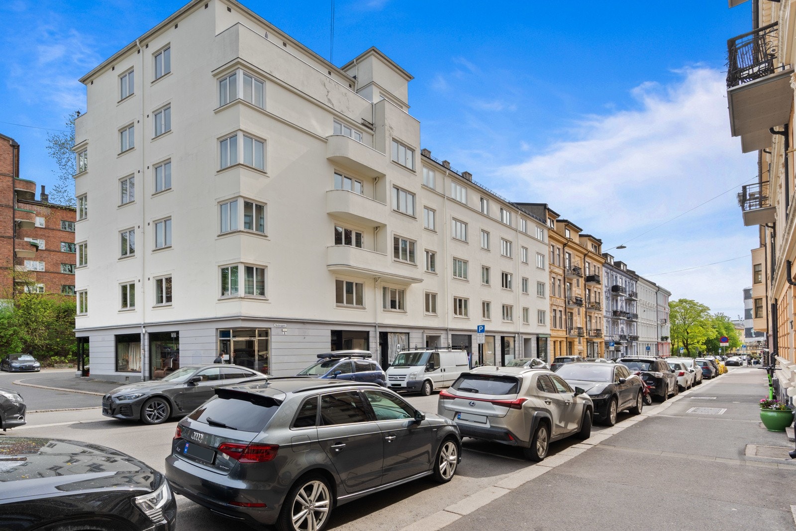 Fasade Neuberggata 9. Galleribilde