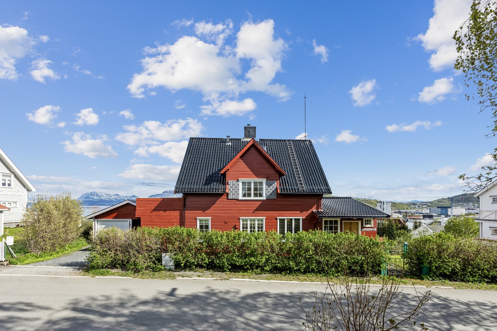 Her bor du tilbaketrukket og fredelig, men med alt byen har å by på like rundt hjørnet Galleribilde