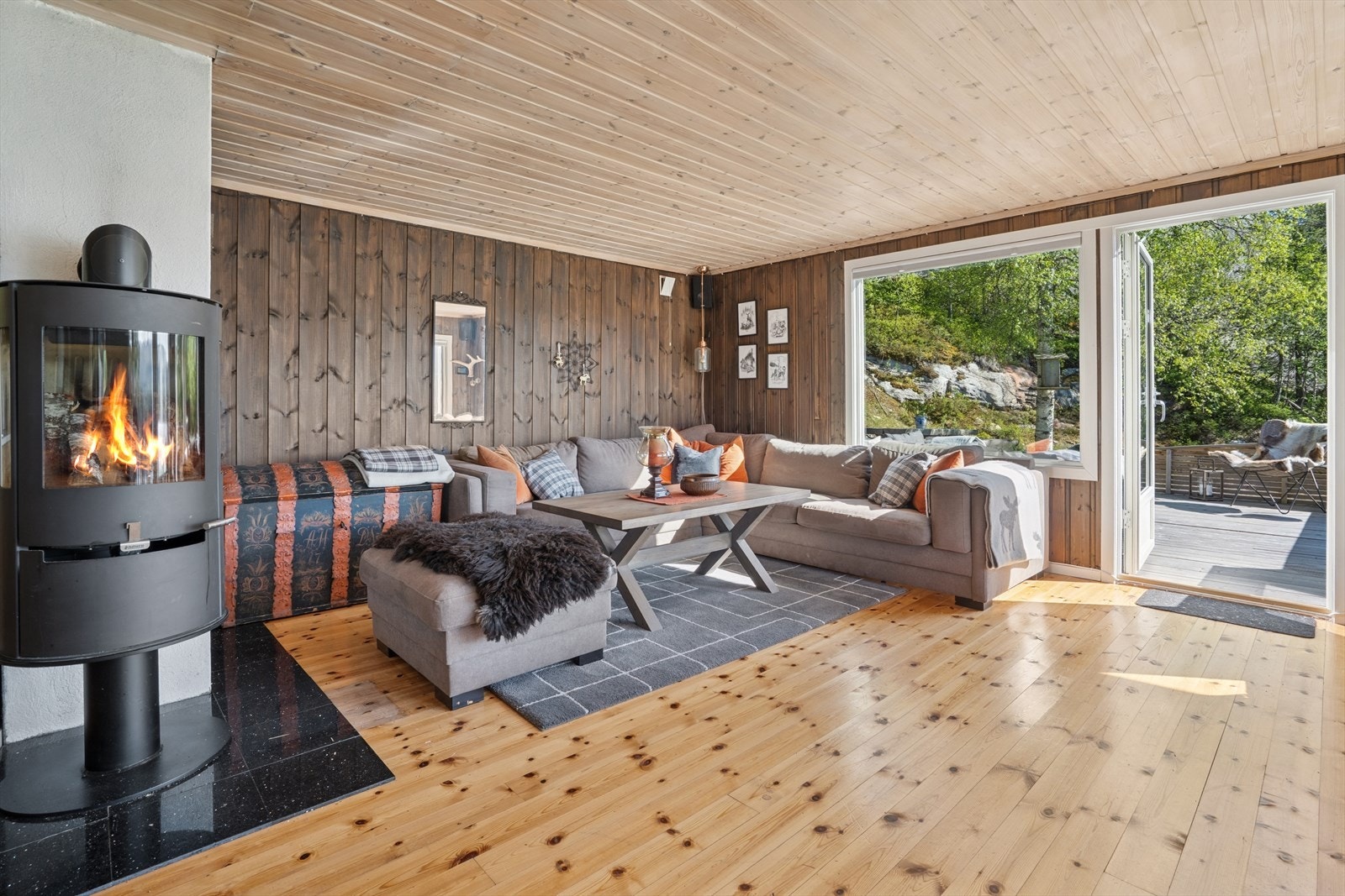 Vedovn i stuen, som kommer ekstra godt med på vinterhalvåret. Galleribilde