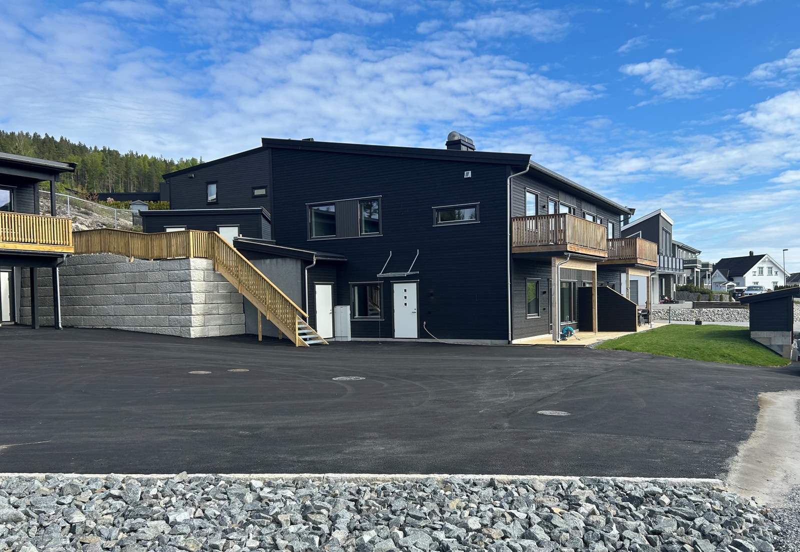 Felles parkeringsplass Galleribilde