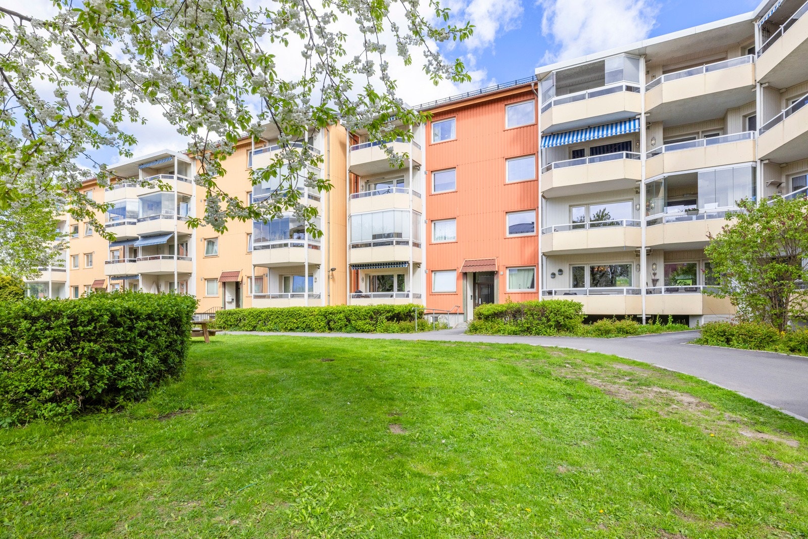 Velkommen til Karl Staaffs vei 59- Presentert av Privatmegleren Park / Christian Falkenberg. Galleribilde