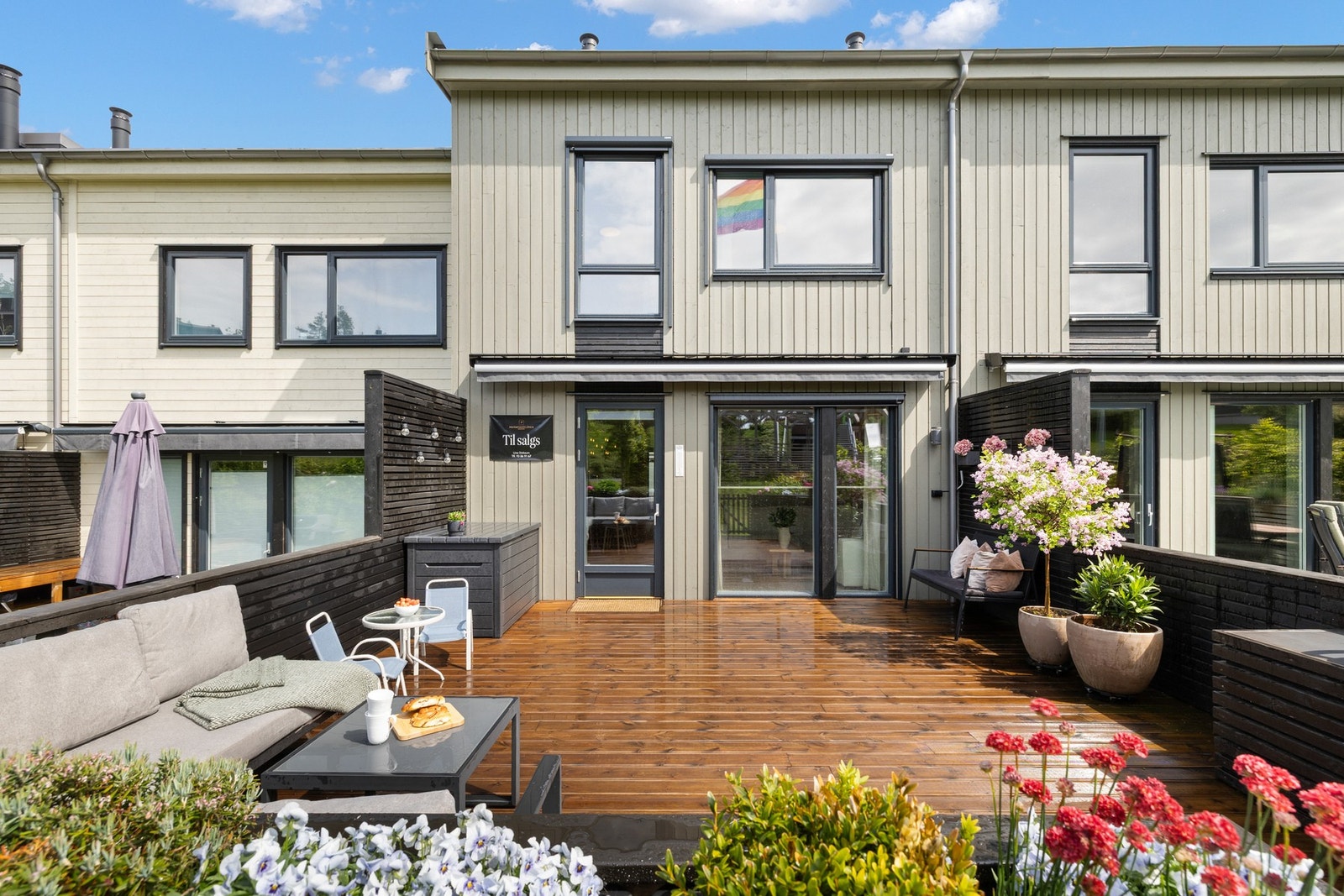 - Velkommen til Skogsåsen 5B, et rålekkert og nyere rekkehus over 3 plan - Galleribilde