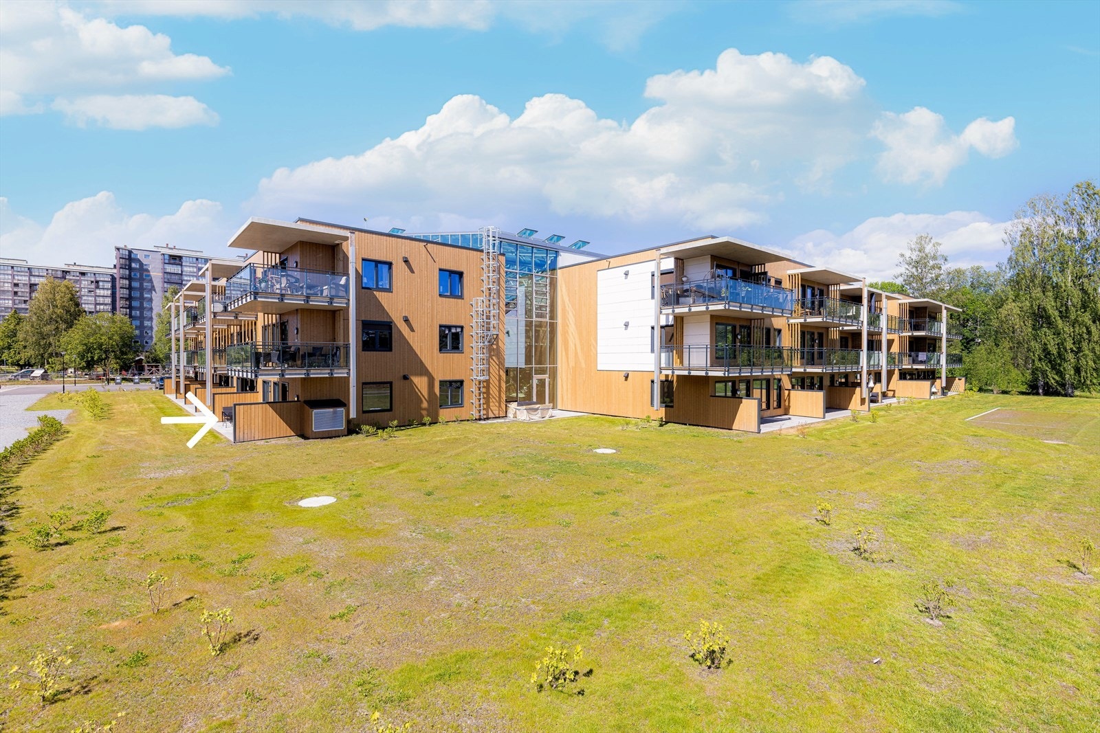 Fasade - pilen markerer leilighetens beliggenhet Galleribilde