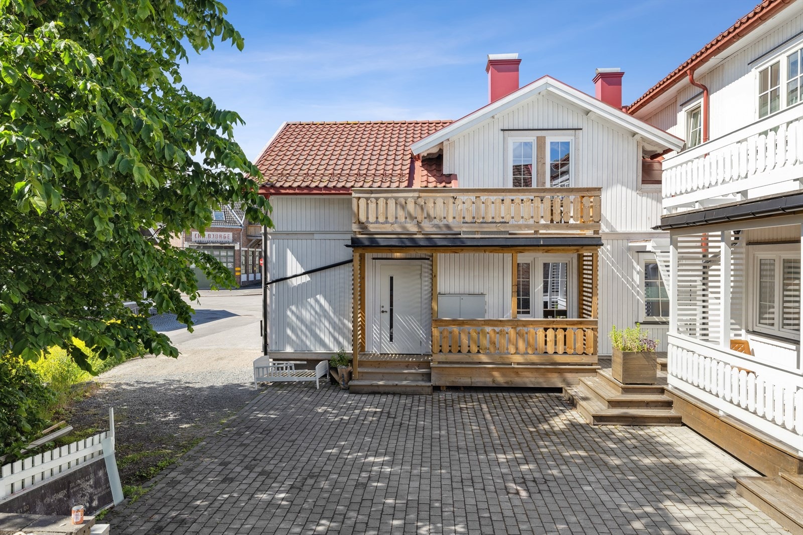 Felles gårdsplass Galleribilde