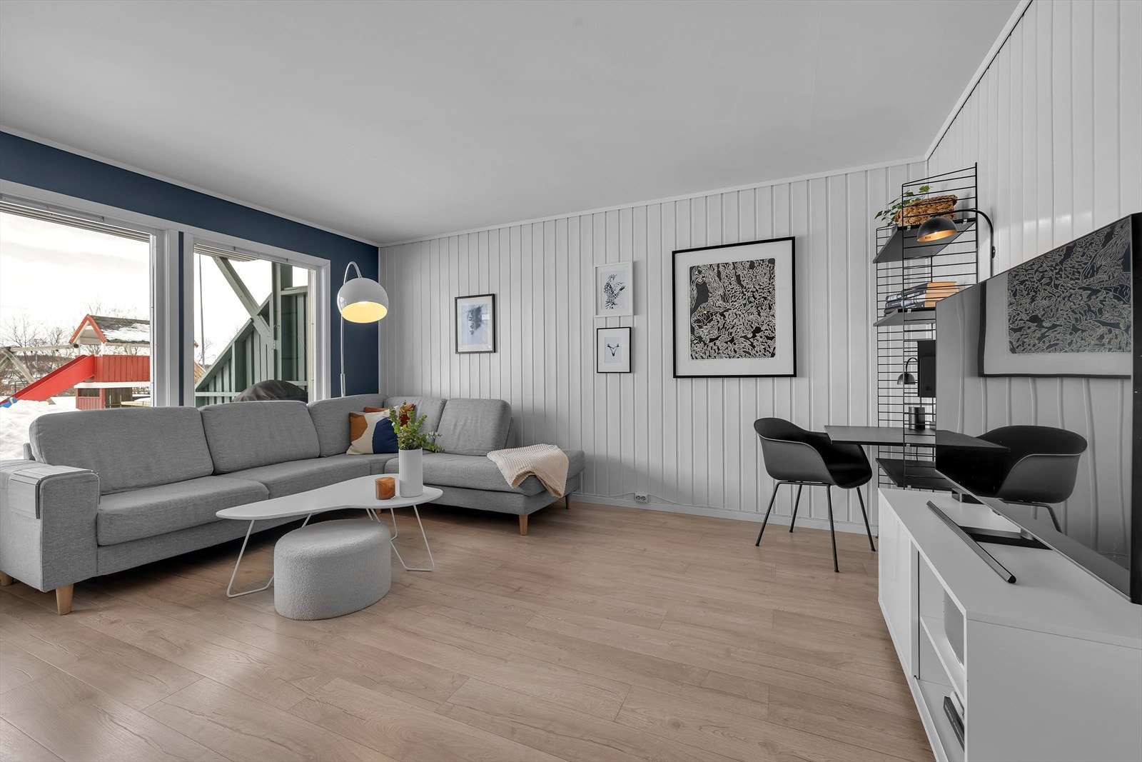 Romslig stue Galleribilde