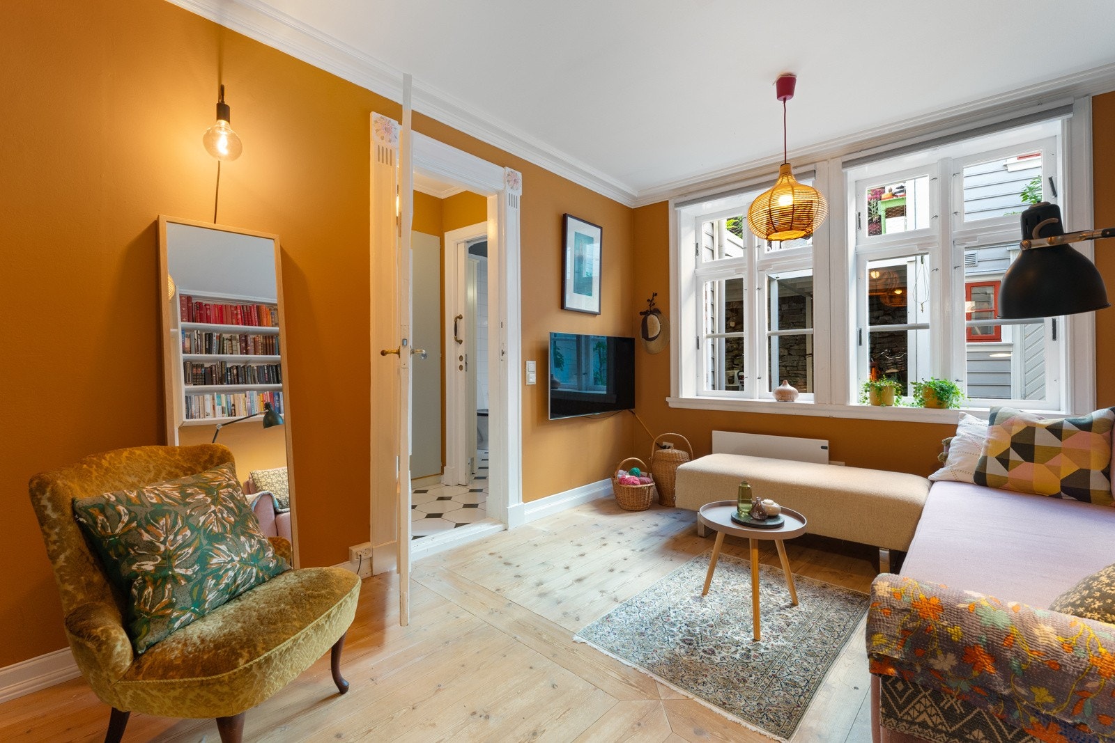 Stuen her nede er tidligere brukt som soverom, om ny eier ønsker dette Galleribilde