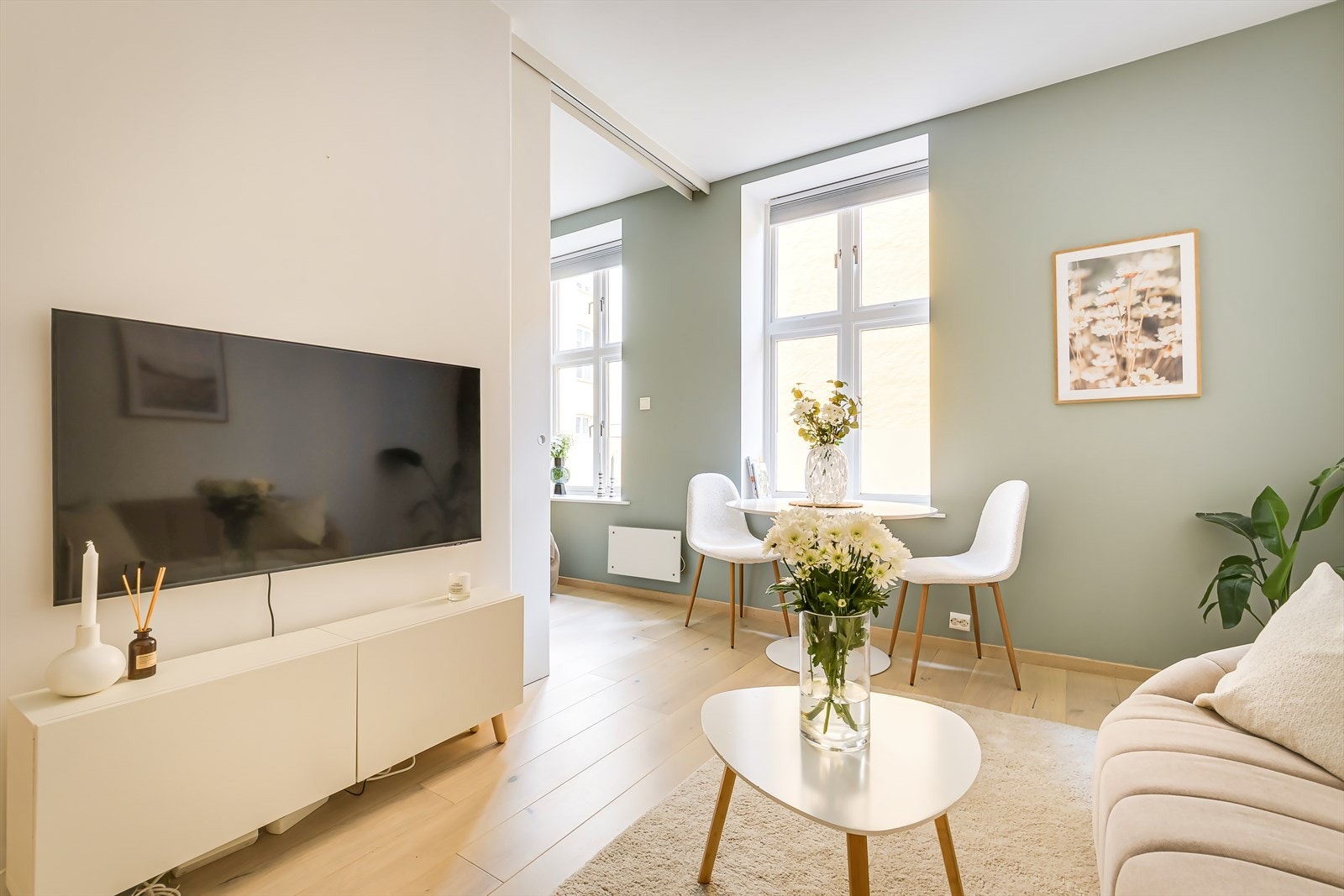 Silje M. Johansen v/Nordvik Bjørvika har gleden av å presentere Osterhaus' gate 21D! Galleribilde